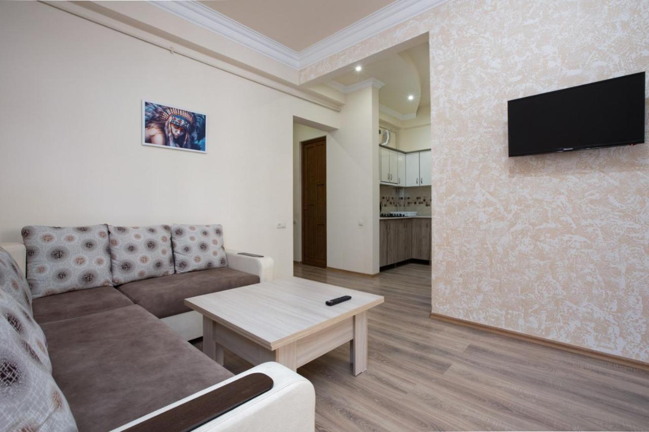 Stay Inn Apartments At Yekmalyan Street Ереван Екстериор снимка