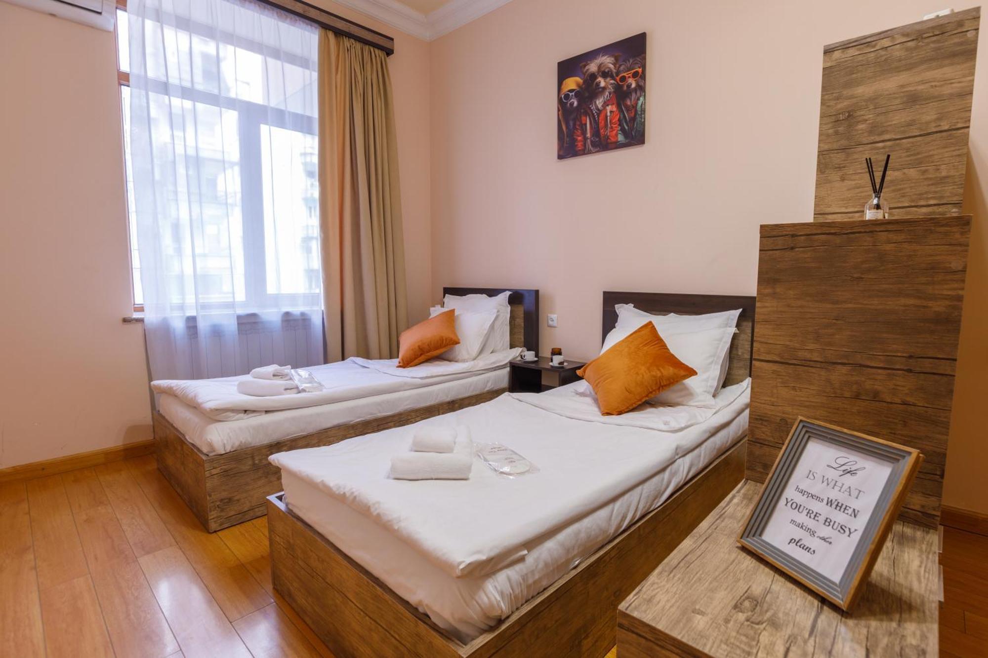 Stay Inn Apartments At Yekmalyan Street Ереван Екстериор снимка
