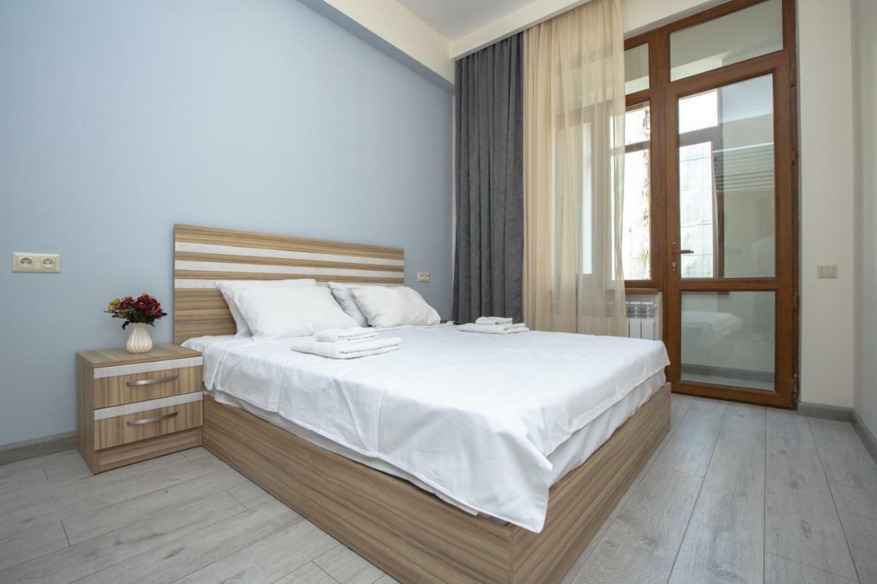 Stay Inn Apartments At Yekmalyan Street Ереван Екстериор снимка