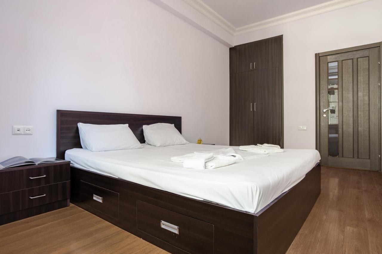 Stay Inn Apartments At Yekmalyan Street Ереван Екстериор снимка